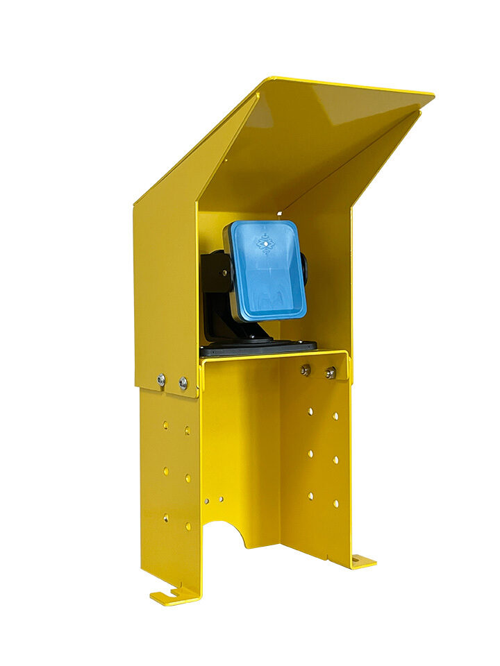 Outdoor protection kit